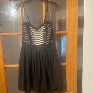 Short dress